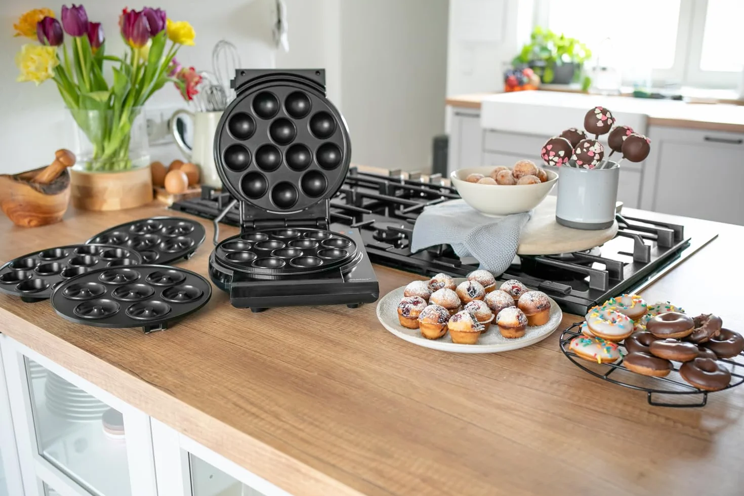 Steba Elektrogeräte Cake Maker 3 in 1, 3 antihaftbeschichtete Platten für Cake-Pops, Muffins und Donuts, Platten sind auf Knopfdruck leicht herausnehmbar, inkl. Cake Pop Halterung und Sticks, 800 Watt