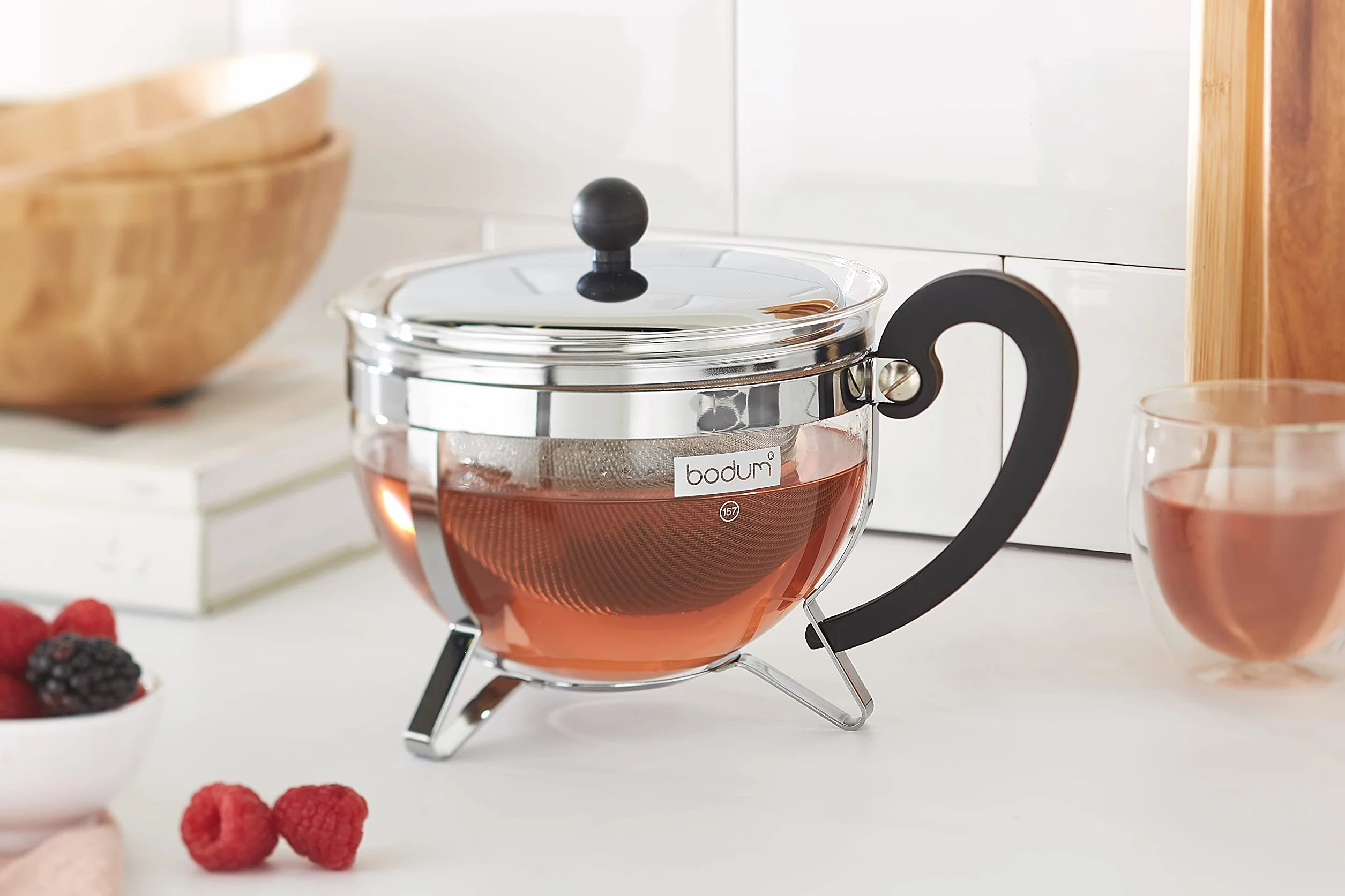 Bodum CHAMBORD: Teebereiter mit Edelstahlfilter und Edelstahldeckel, 1.3 l, 1921-16-6, Shiny