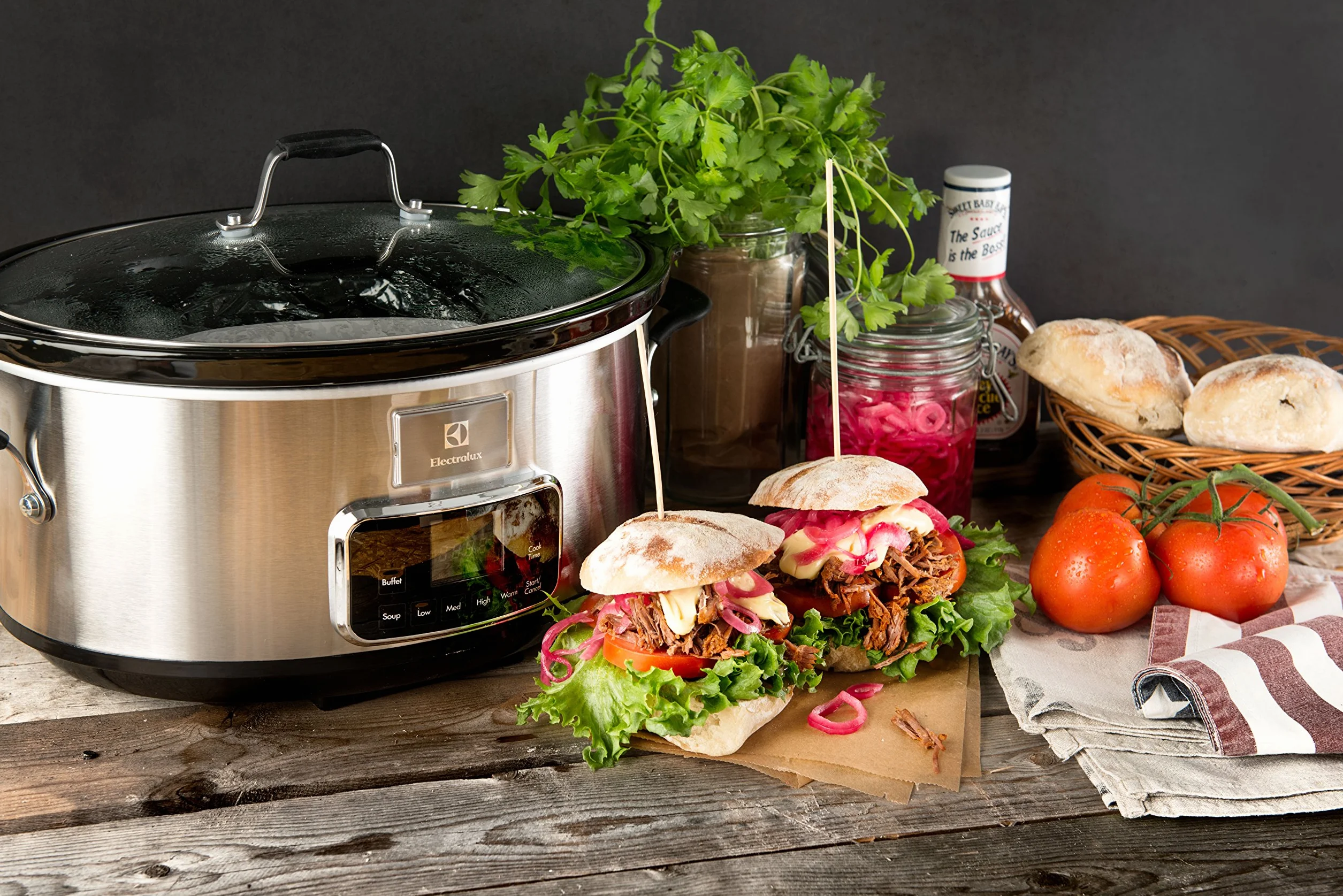 Electrolux ESC7400 Slow Cooker - Slow Cooker aus Edelstahl mit 6 vordefinierten Programmen, 235 W, 6,6 lt