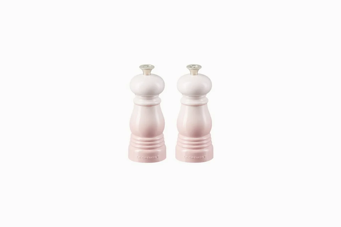 Le Creuset Kleines Mühlenset, Salz- und Pfeffermühle, ABS-Kunststoff, Je 5 x 5 x 12,1 cm, Keramik-Mahlwerk, Shell Pink, 44900117770000
