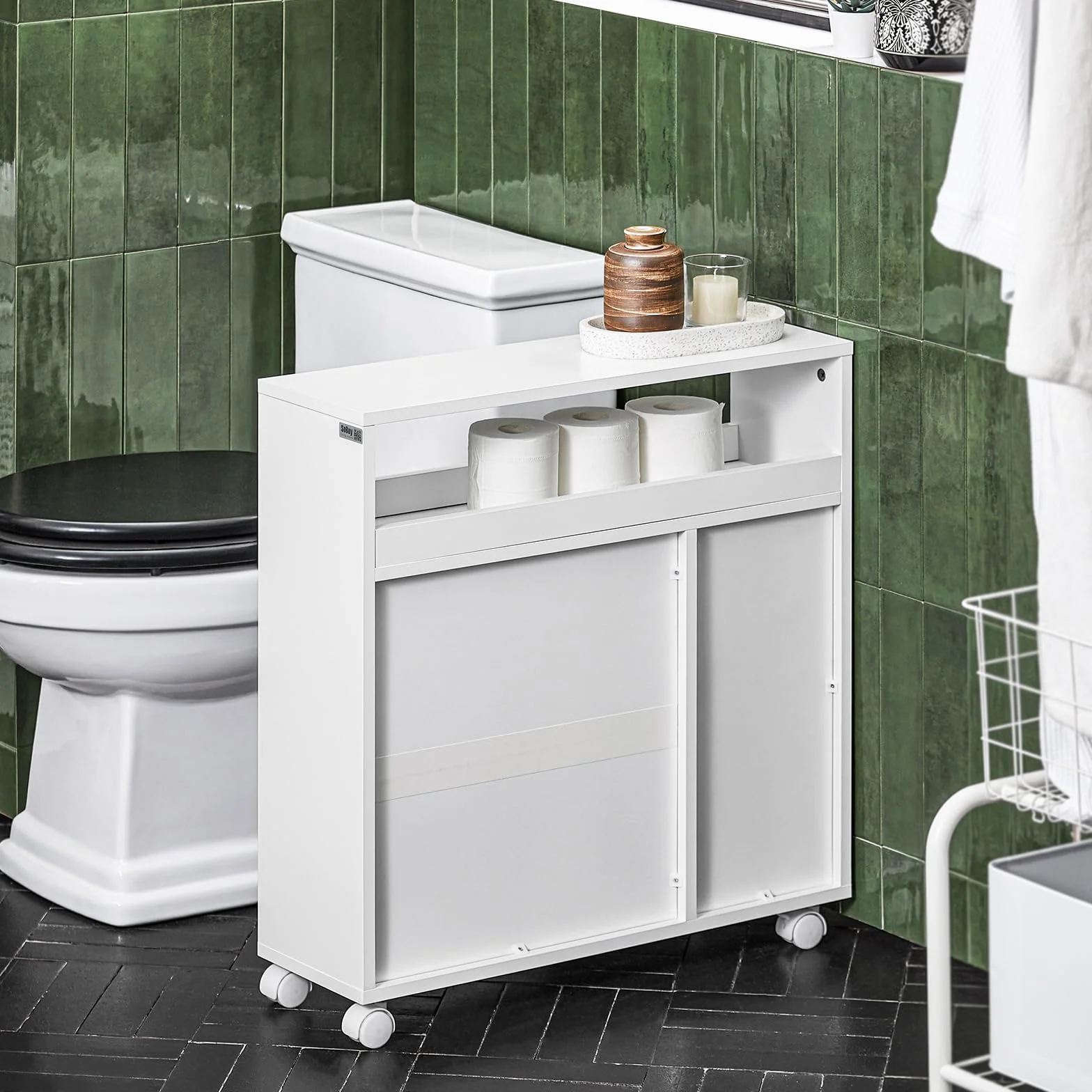 SoBuy schmaler Badezimmerschrank mit Rollen – Nischenschrank 20cm – Badschrank zur Aufbewahrung von Toilettenpapier – Badmöbel aus Holz mit höhenverstellbaren Einlegeböden, Weiß, 20x70x65cm, BZR119-W