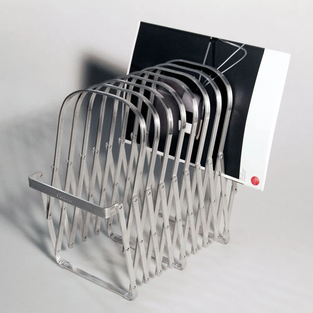 Radius Collator 10 Fächer Zeitungshalter – Moderner Zeitschriftenhalter aus Aluminium, variabler Zeitungsständer mit 10, 12 oder 18 Fächern, Wandhalterung oder Standmodell für Bad, Küche & Büro