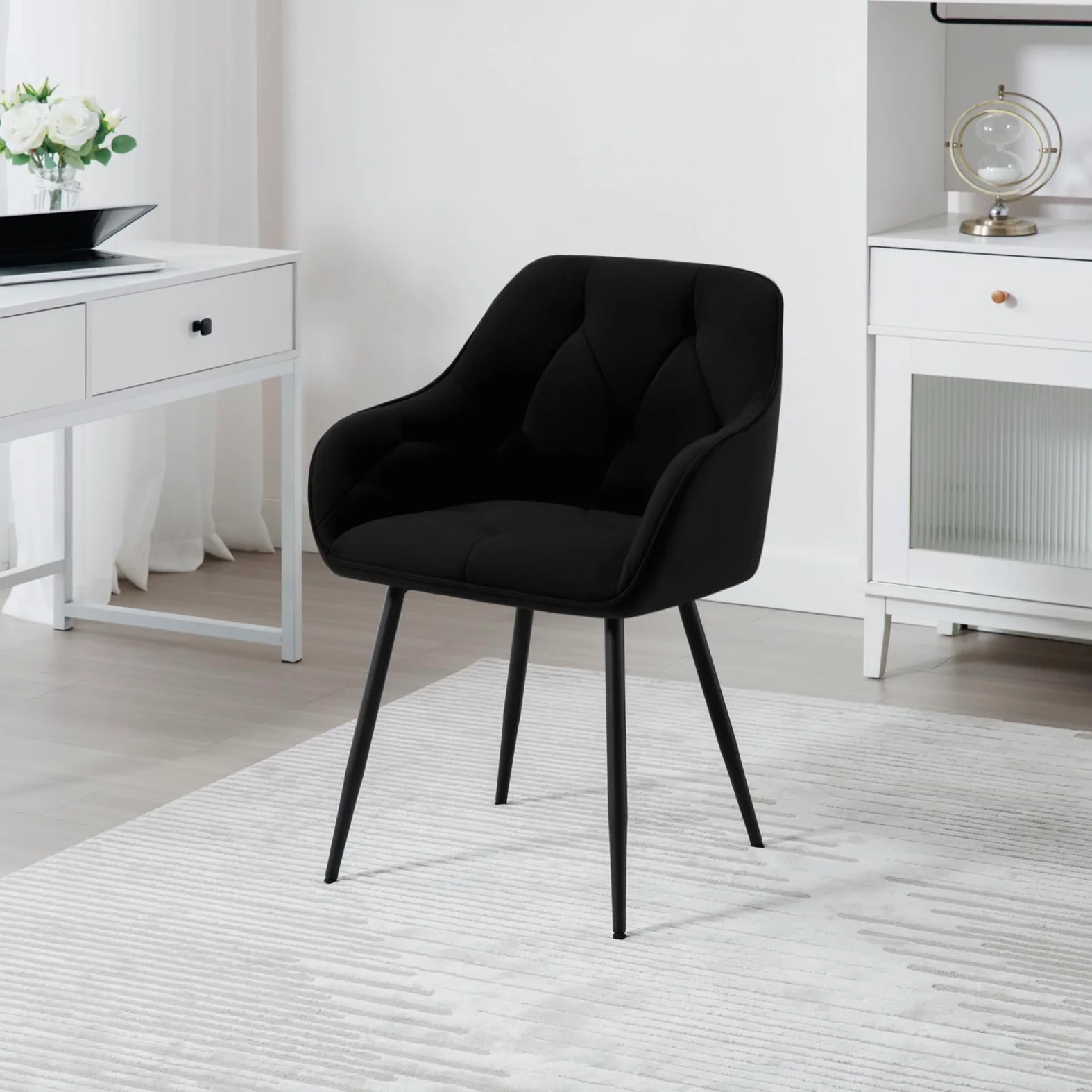WOLTU Esszimmerstühle 4er Set, für Esszimmer Wohnzimmer, ergonomische Küchenstühle gepolstert mit Armlehnen, Metallbeinen, Sitzfläche aus Samt, Schwarz
