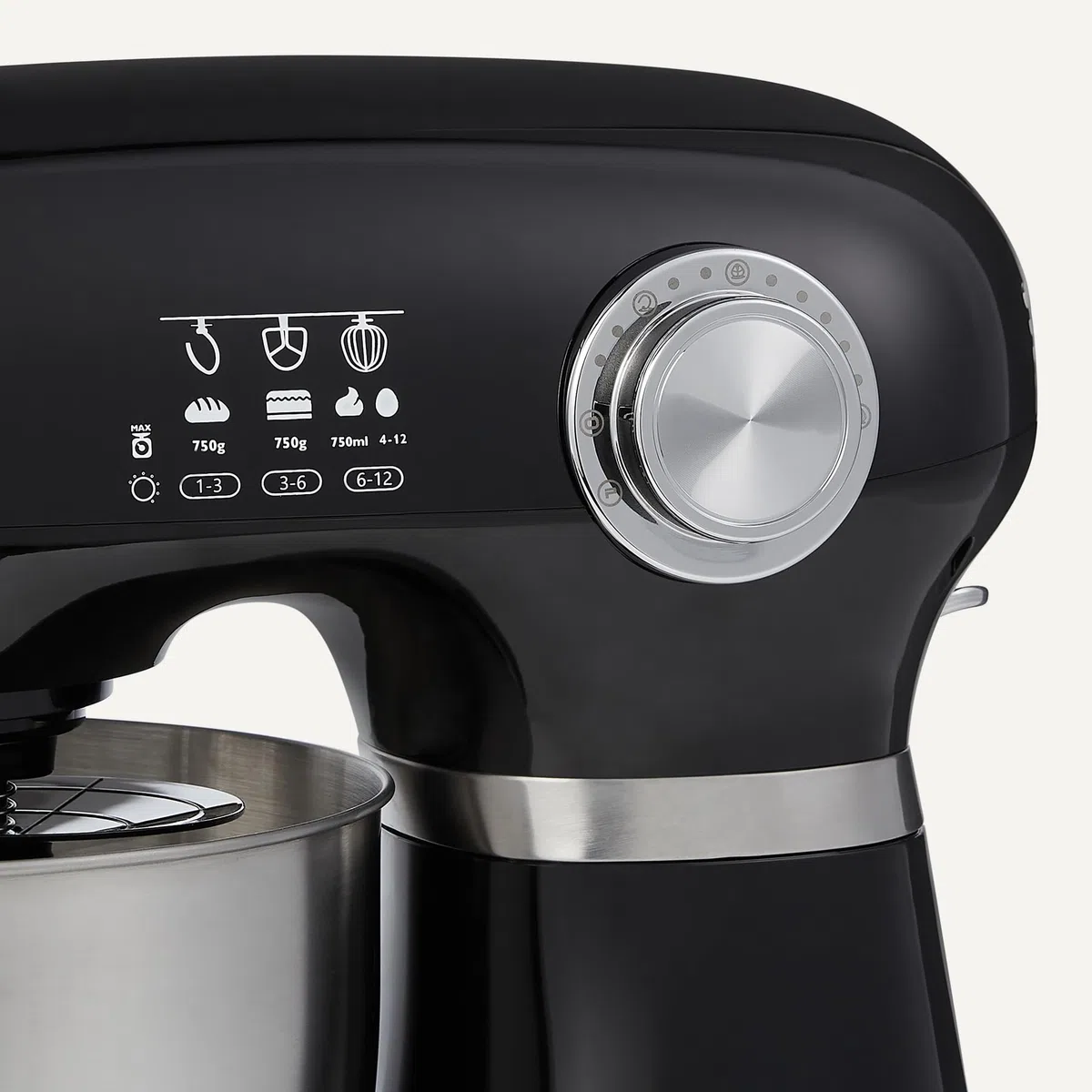 Amazon Basics Küchenmaschine, Knet- und Rührmaschine, 5-l-Schüssel mit 12 Geschwindigkeiten und Puls, 1000 W, Groß, Schwarz