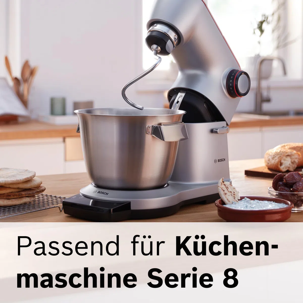 Bosch Zubehör-Set VeggieLove Plus MUZ9VLP1, Multimixer, drei Scheiben (Schneidwendescheibe, Raspelwendescheibe, Reibscheibe mittelfein), Hackmesser, Zitruspresse, für Küchenmaschine Serie 8, OptiMUM