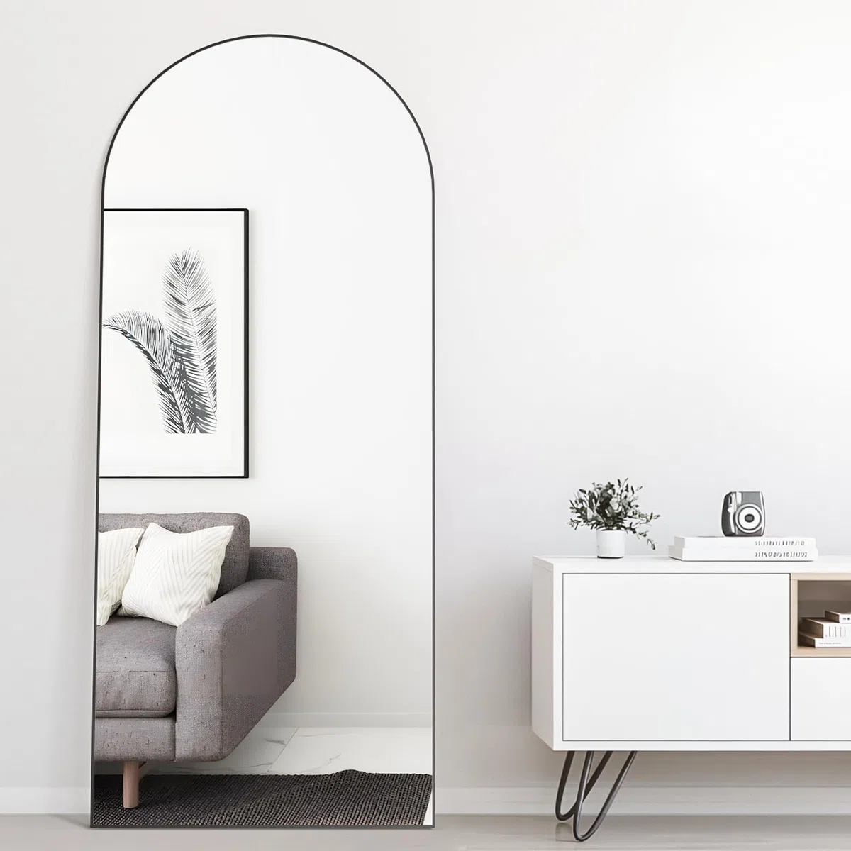 165 x 60 cm gewölbter Bodenspiegel, Ganzkörper-Wandspiegel mit Aluminiumrahmen, gewölbter Oberseite, zum Aufhängen oder Anlehnen, Ankleidespiegel für Schlafzimmer, Wohnzimmer, Schwarz