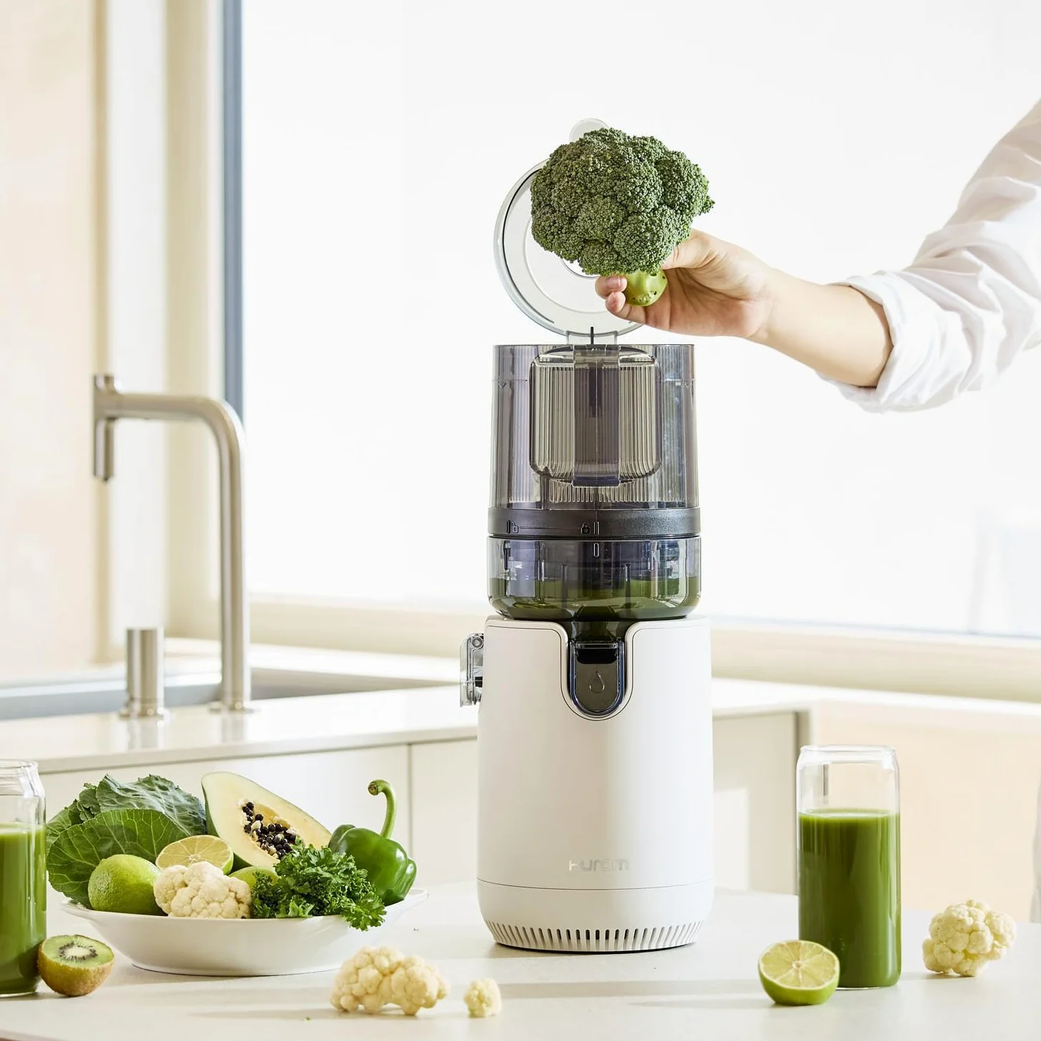 Hurom E50ST Neuer Slow Juicer | Elektrische Kaltpresse | Entsafter für Gemüse & Obst | 1.6L Kapazität | Automatische Entsaftungsfunktion | BPA-frei | 10 Jahre Garantie | 150W